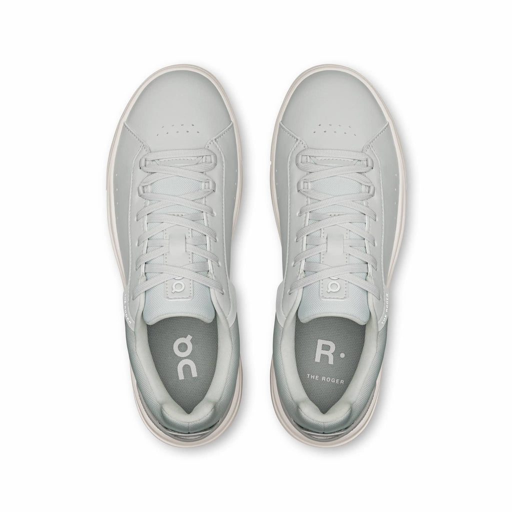On Women's The Roger Advantage 1 Shoes