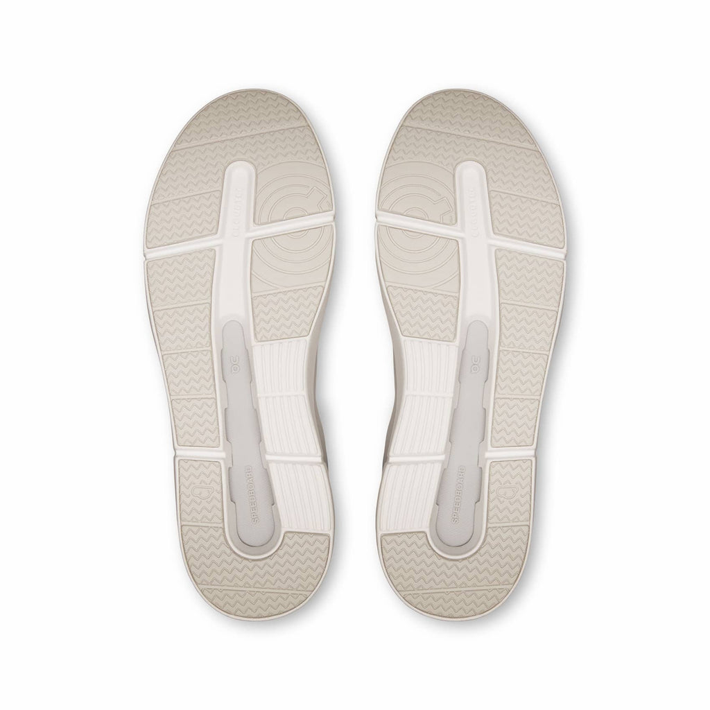 On Women's The Roger Advantage 1 Shoes